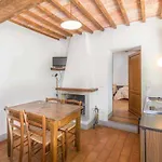 Cungi Con Piscina Privata Misciano