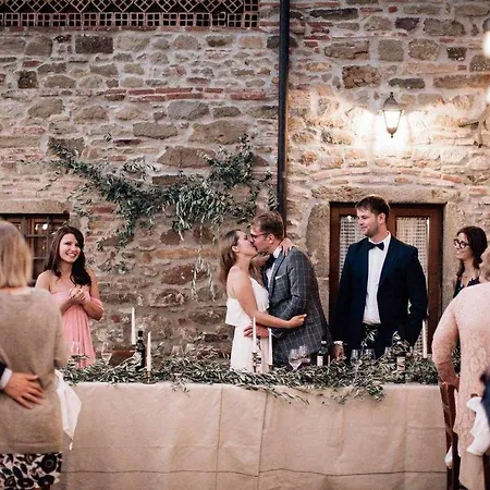 Ferienhaus Cungi Con Piscina Privata